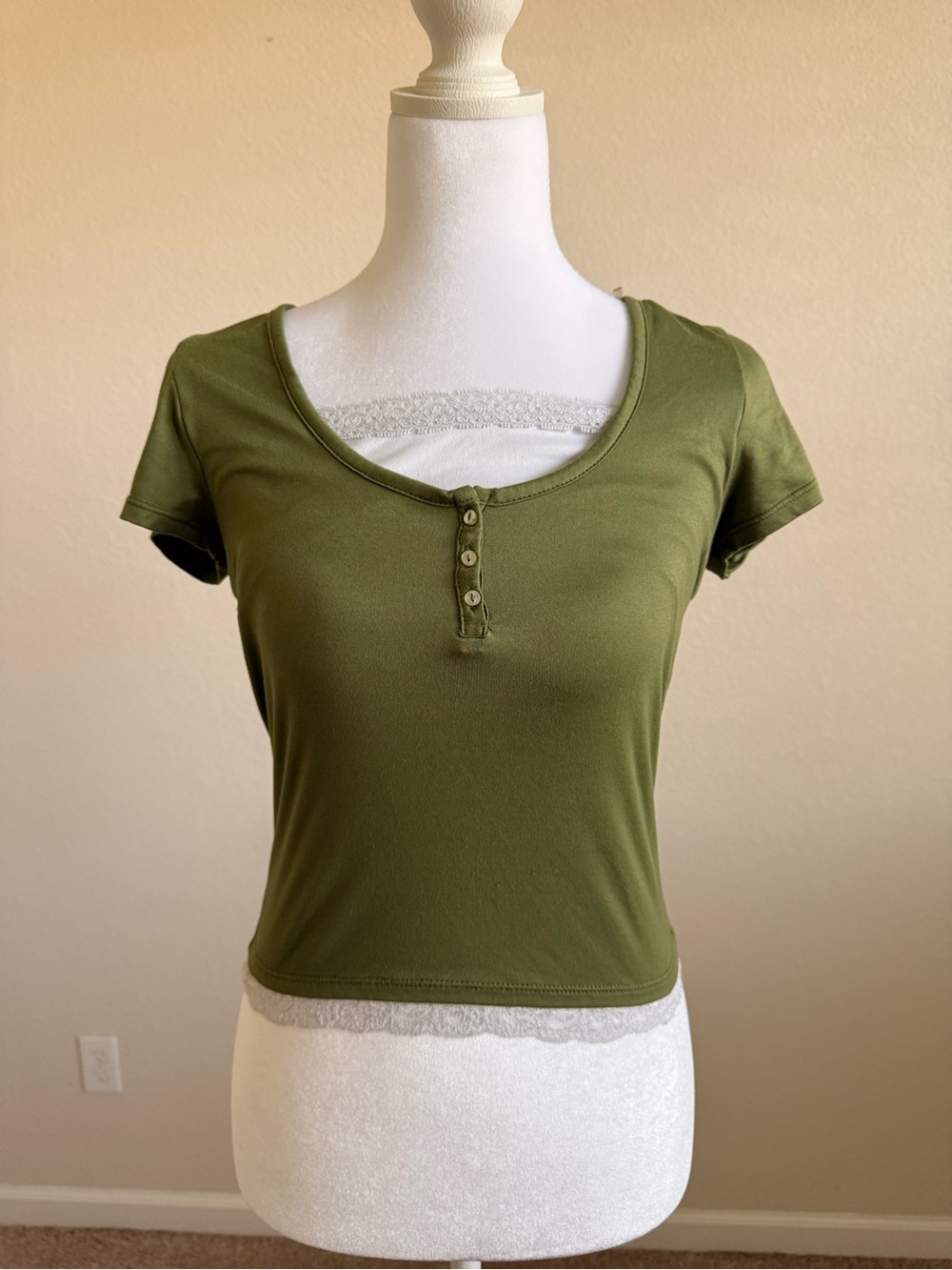 Just Polly Olive Scoop Neck Henley Crop Top with Lace Trim Medium